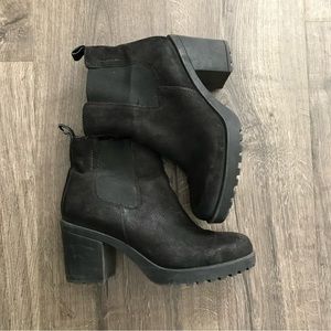 Vagabond Boots
